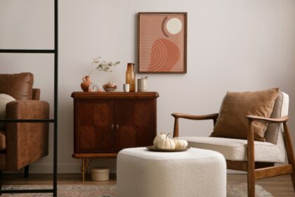 Timeless living room design with natural wood furniture, neutral tones and modern decor