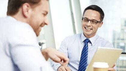 How to Conduct a Performance Review: A Step-by-Step Guide for Managers