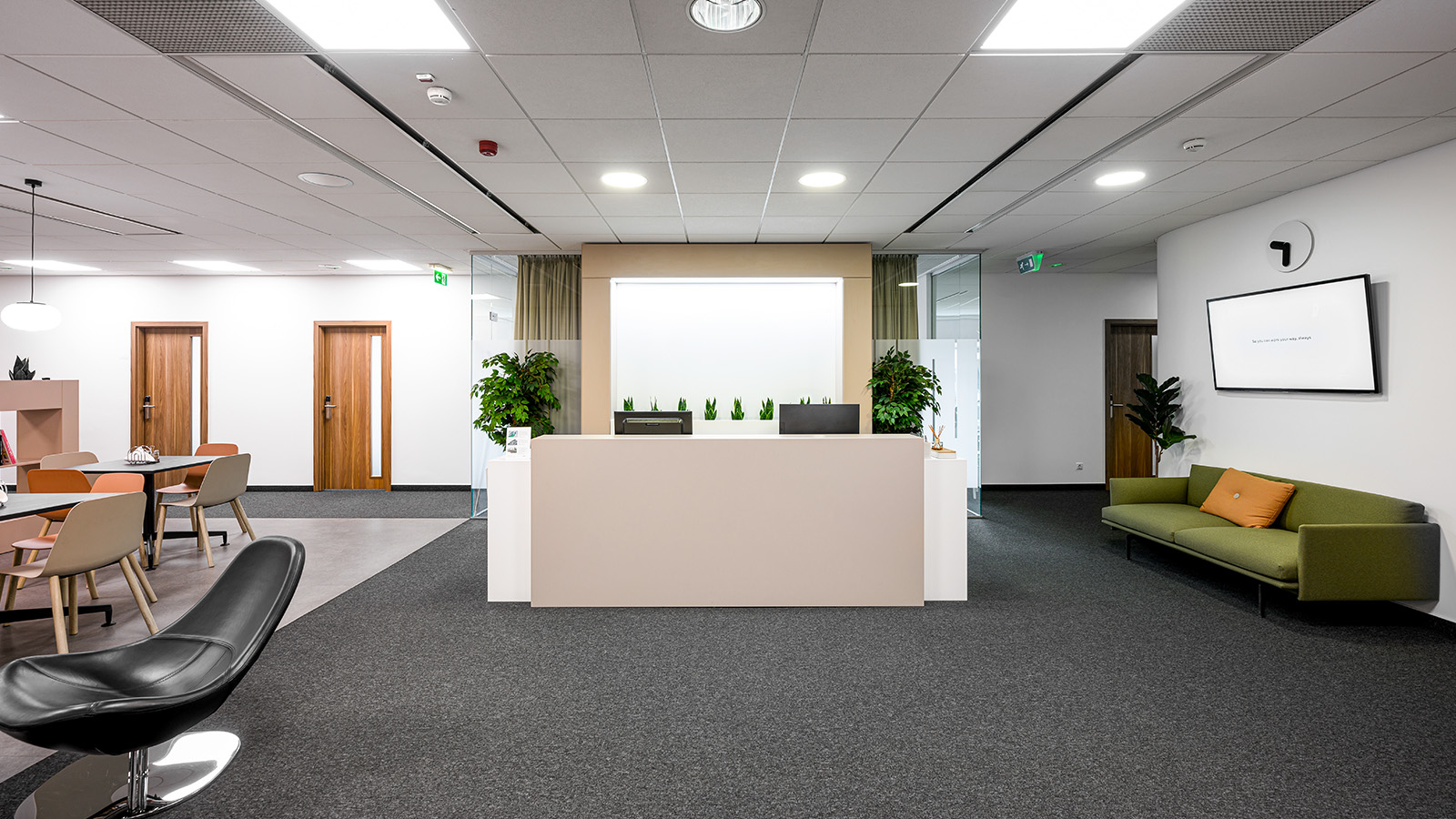 Customisable office solutions at WEBC: creating a workspace that fits your business